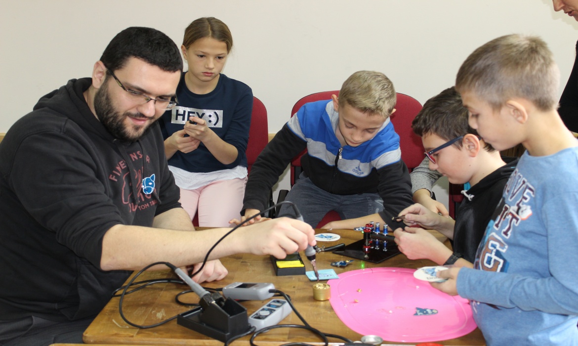 Ponovno u svijetu robotike