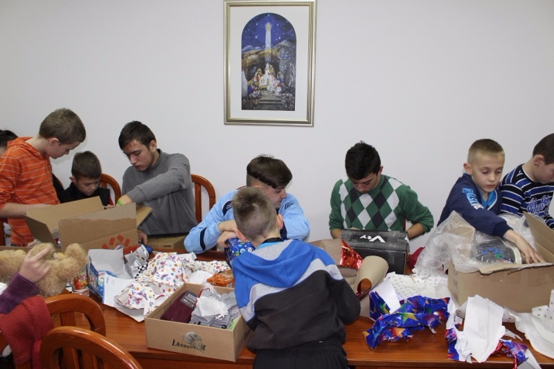 Božićne radosti, posjete i darovi