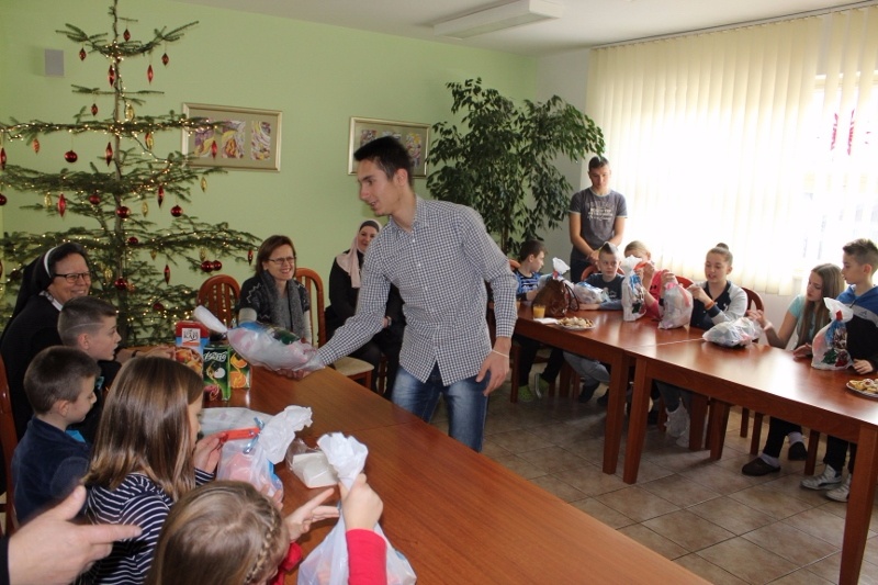 Božićne radosti, posjete i darovi