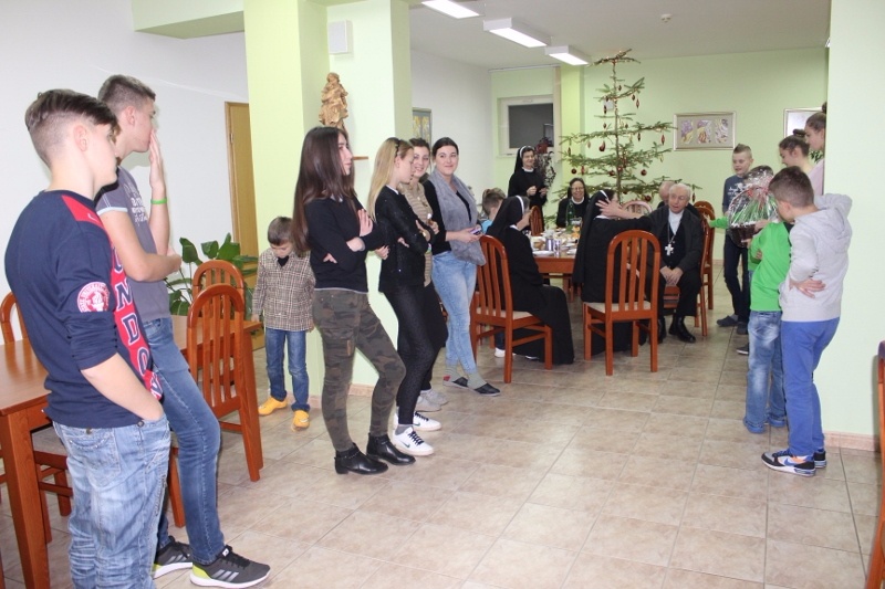 Apostolski nuncij u BiH mons. Pezzuto u posjeti Maloj školi