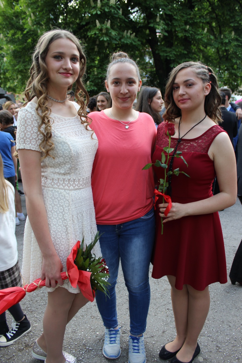 Naše „male“ maturantice