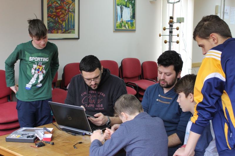 Ponovno u svijetu robotike