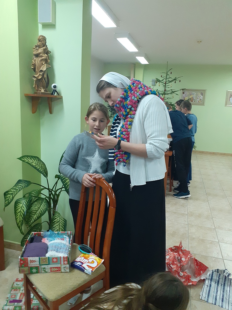 Blagdansko darivanje