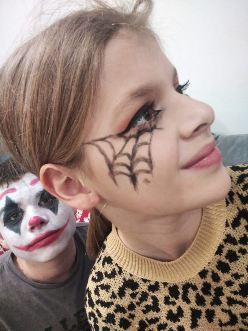 Radost maskembala pred pripremu za Uskrs