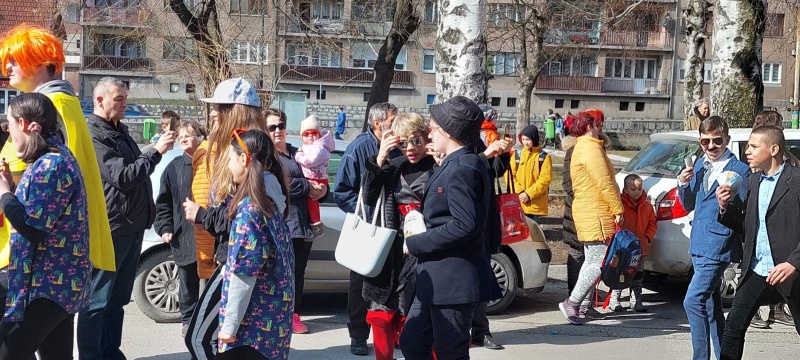 Radost maskembala pred pripremu za Uskrs