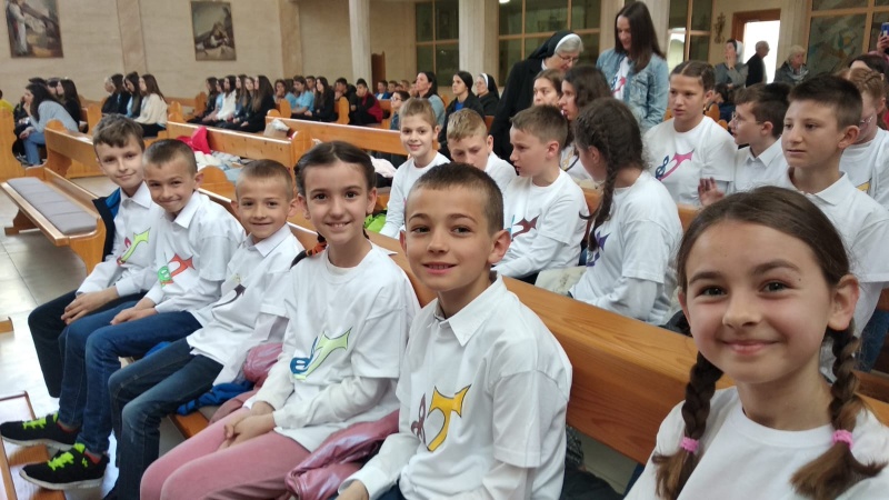 Svibanj pokucao na vrata